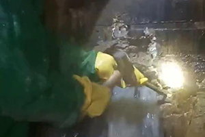 济宁消防水池堵漏施工视频